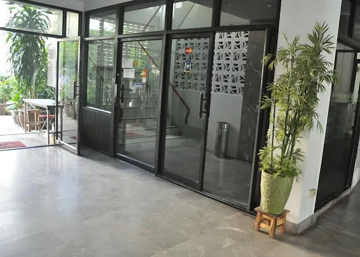 Baan Kaew Mansion 2*