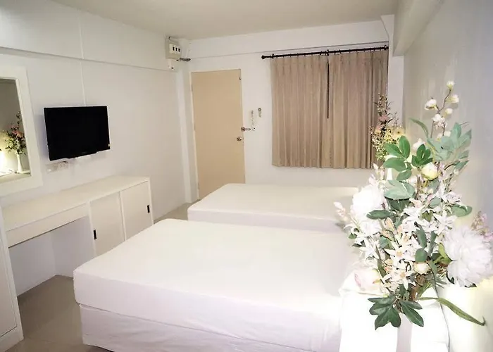 Baan Kaew Mansion Apartahotel